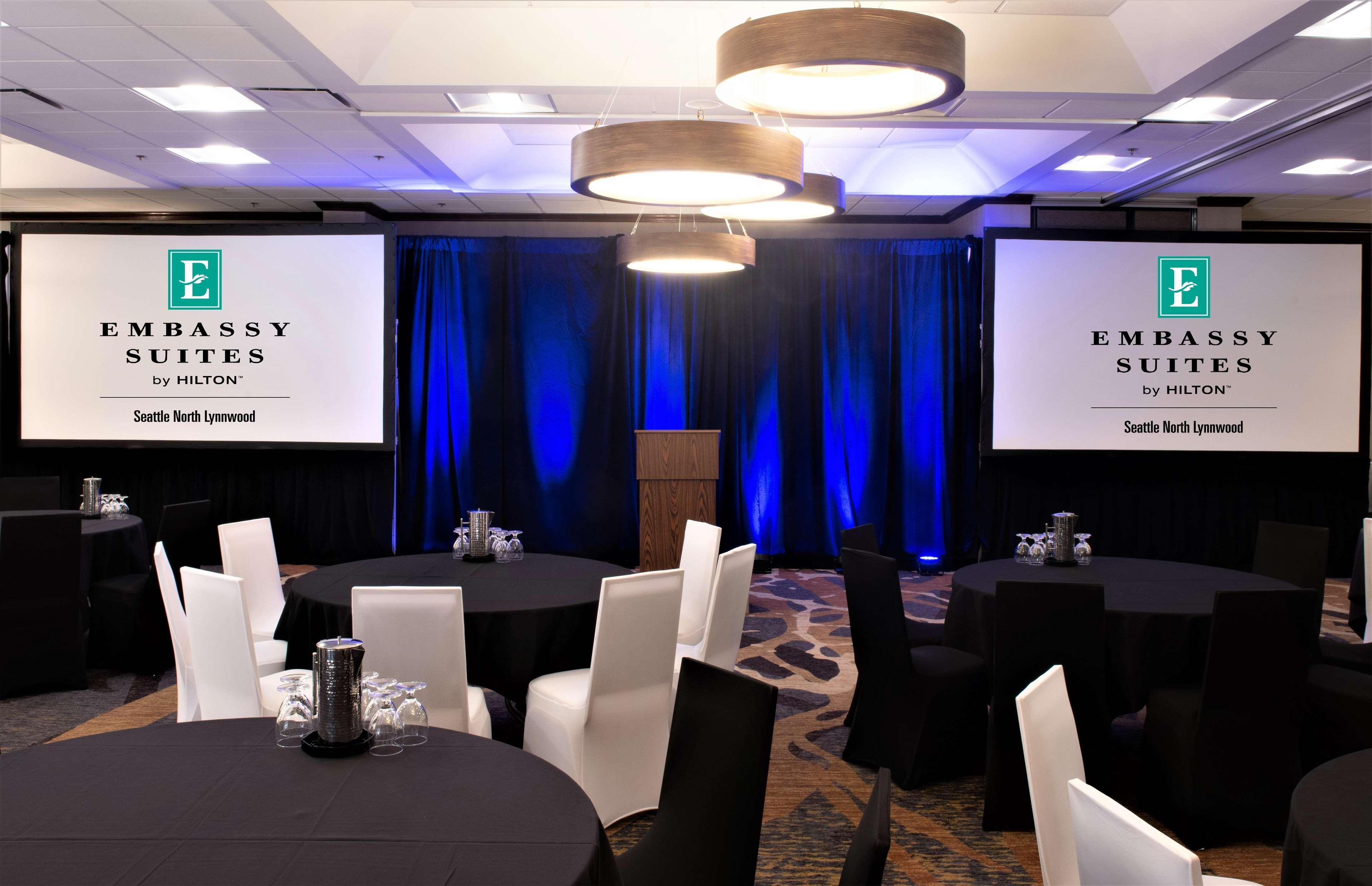 Embassy Suites By Hilton Seattle North Lynnwood Esterno foto